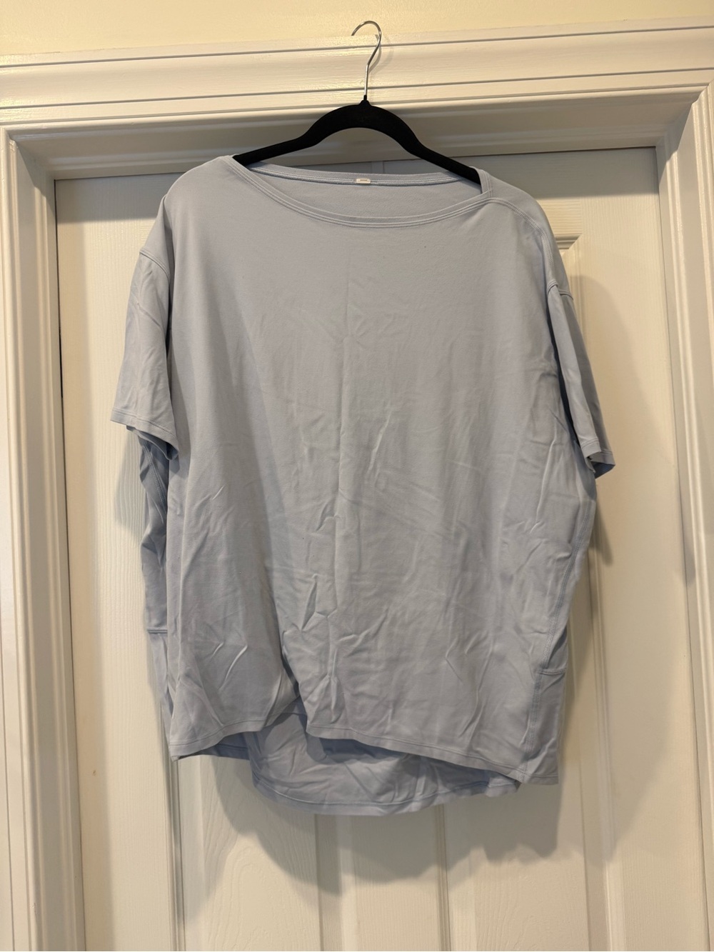 Light Blue Women’s Relaxed Lululemon top
